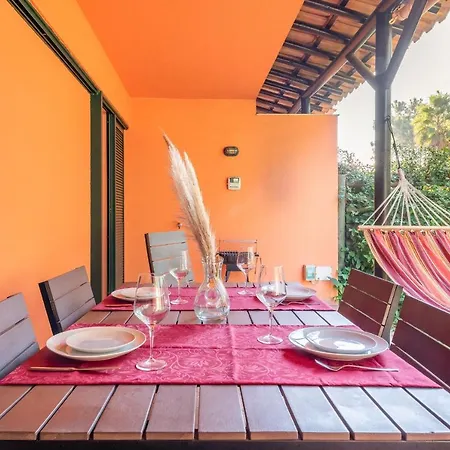 Guestready - Garden House In *